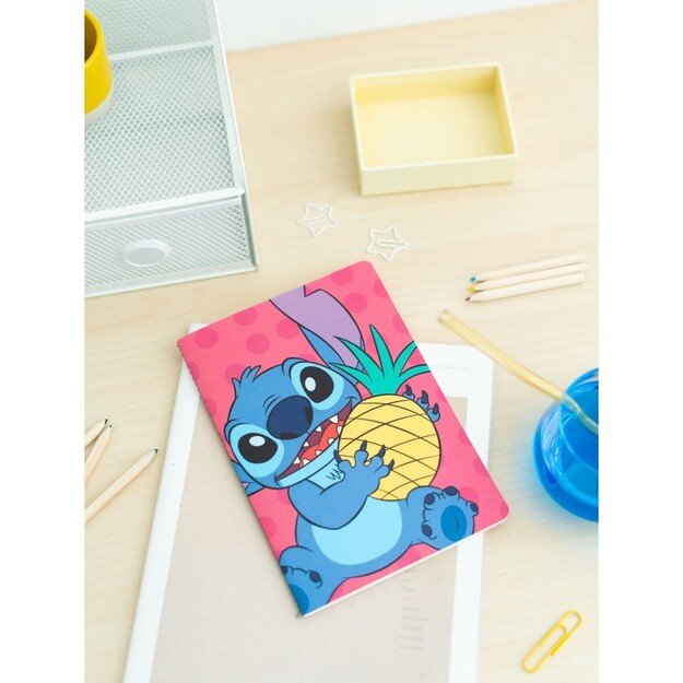 Disney Stitch – A5 formato užrašų knygelių rinkinys iš Tropical kolekcijos (3 vnt.)