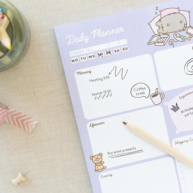 Pusheen – Dienos planuotojas iš „Moments“ kolekcijos 54 puslapiai A5 3 Pusheen – Dienos planuotojas iš „Moments“ kolekcijos 54 puslapiai A5 3