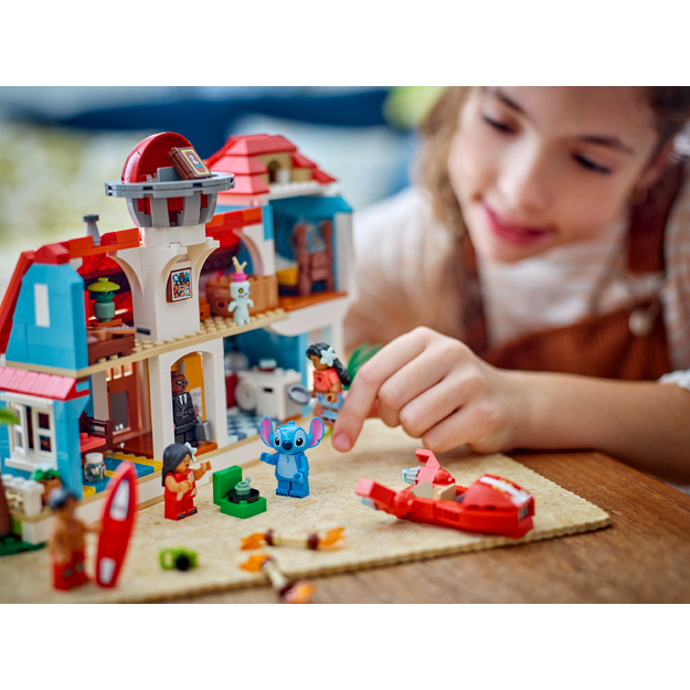 LEGO Disney Lilo and Stitch Beach House