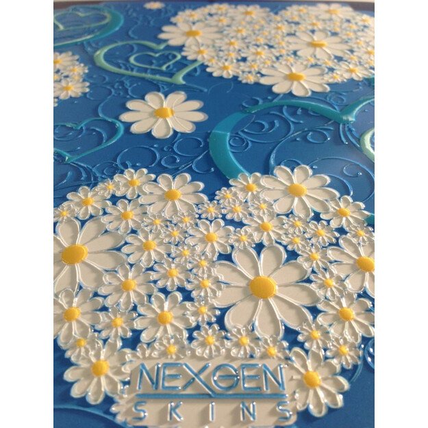 „Nexgen Skins“ su 3D efektu, skirta „iPad 2/3/4“ („Hearts and Daisies 3D“)