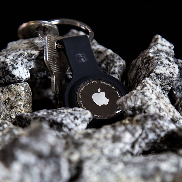 Crong silikoninis dėklas su raktų pakabu – apsauginis Apple AirTag raktų pakabuko dėklas (violetinė)