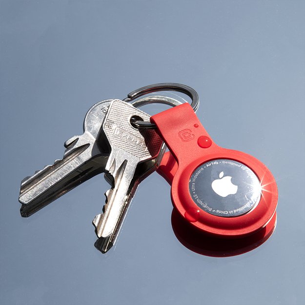 Crong silikoninis dėklas su raktų pakabu – apsauginis Apple AirTag raktų pakabuko dėklas (raudonas)